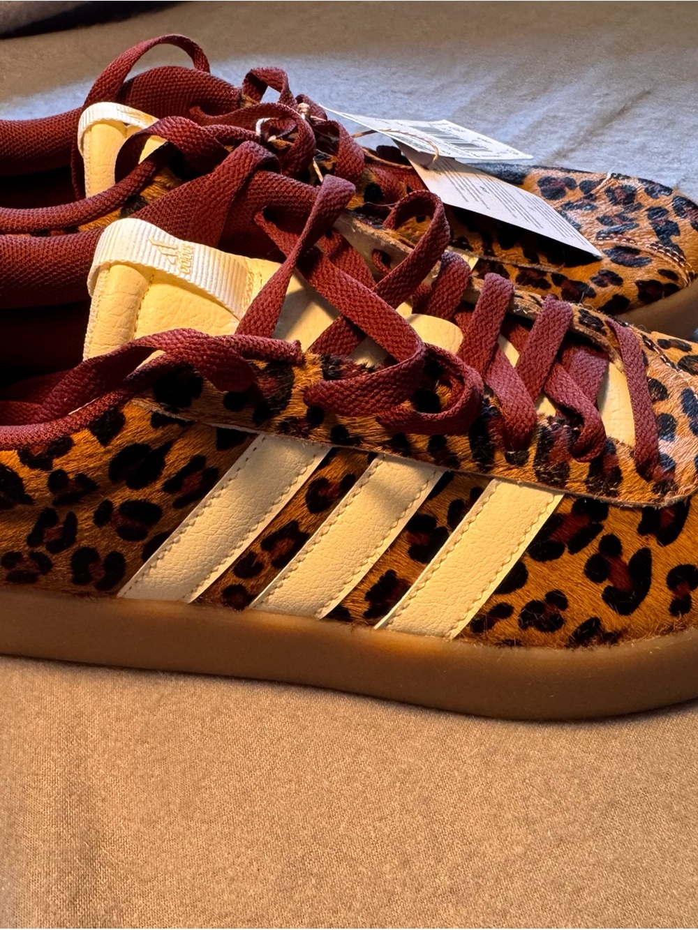 adidas VL Court 3.0 Leopard Print Sneakers with Burgundy Laces size 9.5 - Picture 3 of 6